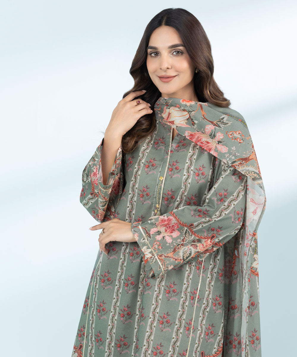 Mommy & Me Women's Three Piece Green Suit 