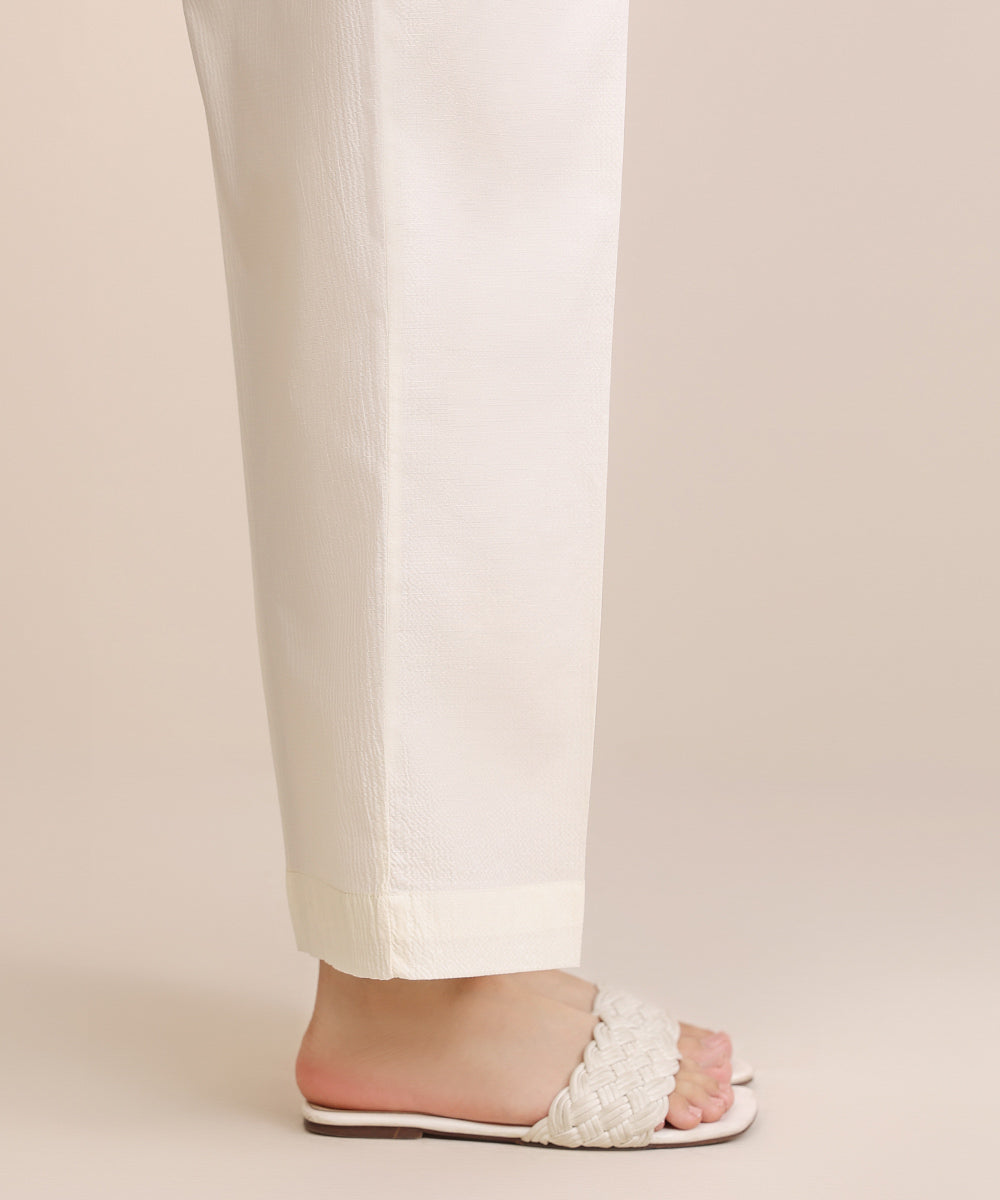 Women's Pret Seersucker Off White Solid Straight Pants