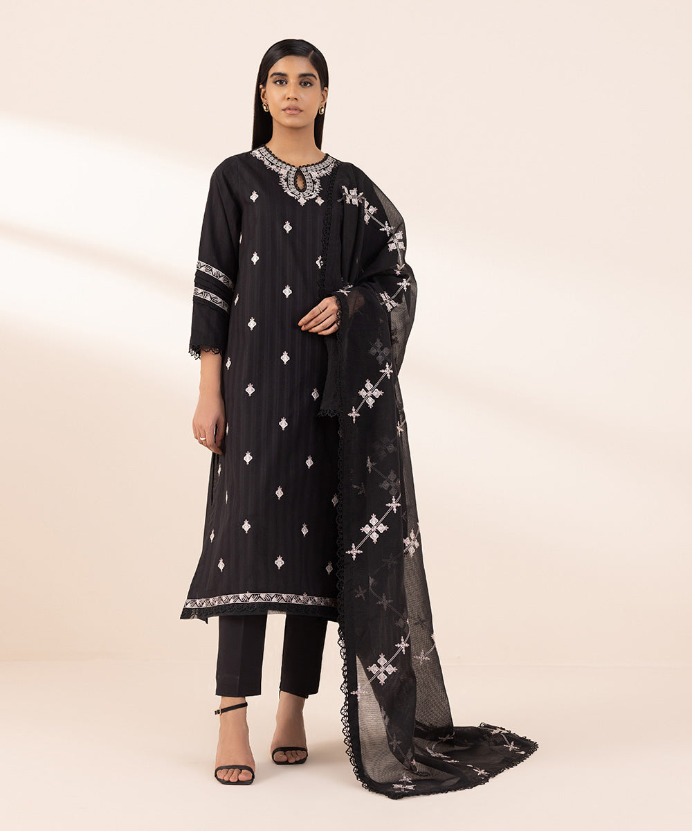 Blended Textured Karandi Black Embroidered Dupatta