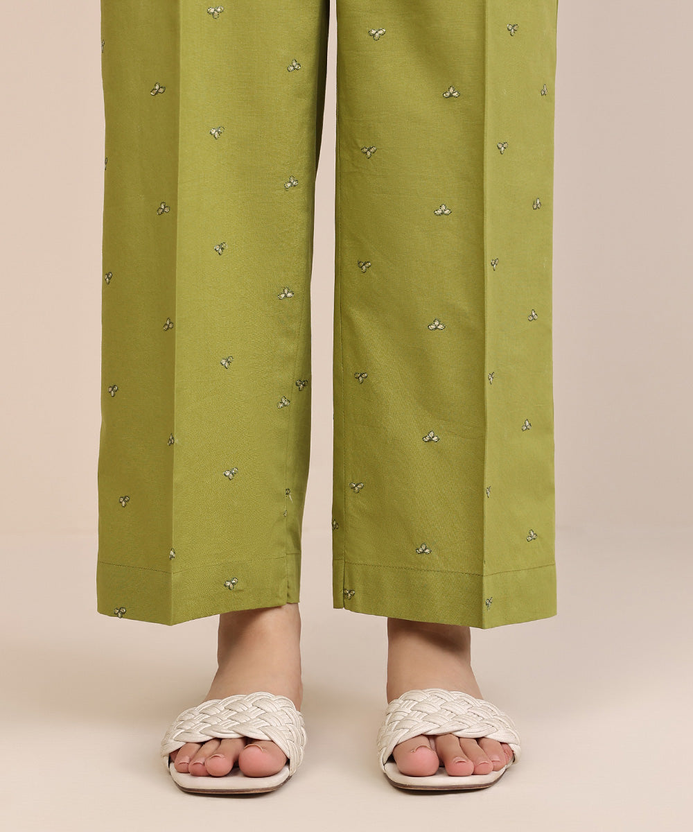 Women's Pret Cambric Green Solid Embroidered Straight Pants