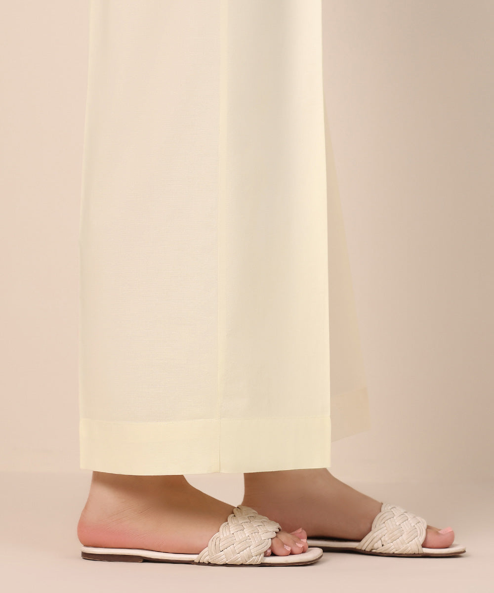 Women's Pret Cambric Off White Solid Culottes