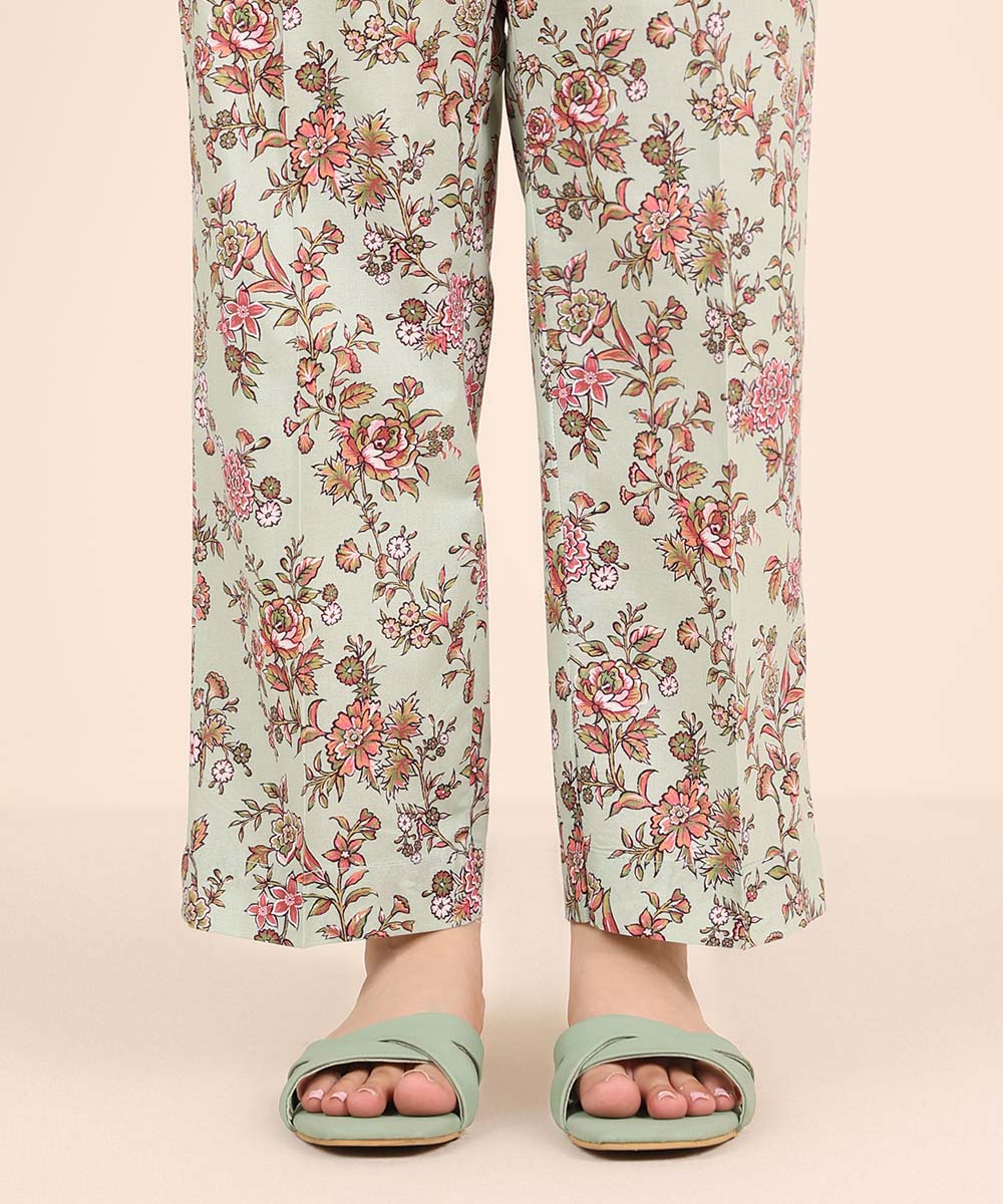 Women's RTW Cambric Multi Printed Straight Pants