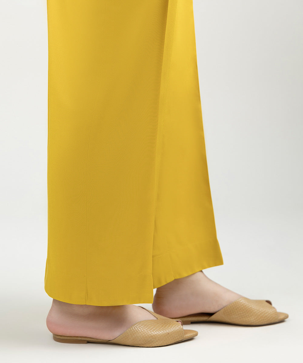 Women's Pret Linen Solid Yellow Straight Pants