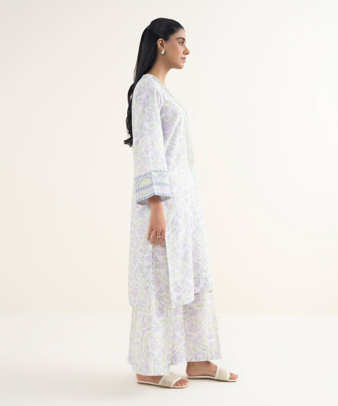 Women's RTW Light Khaddar Embroidered Lilac Straight Shirt