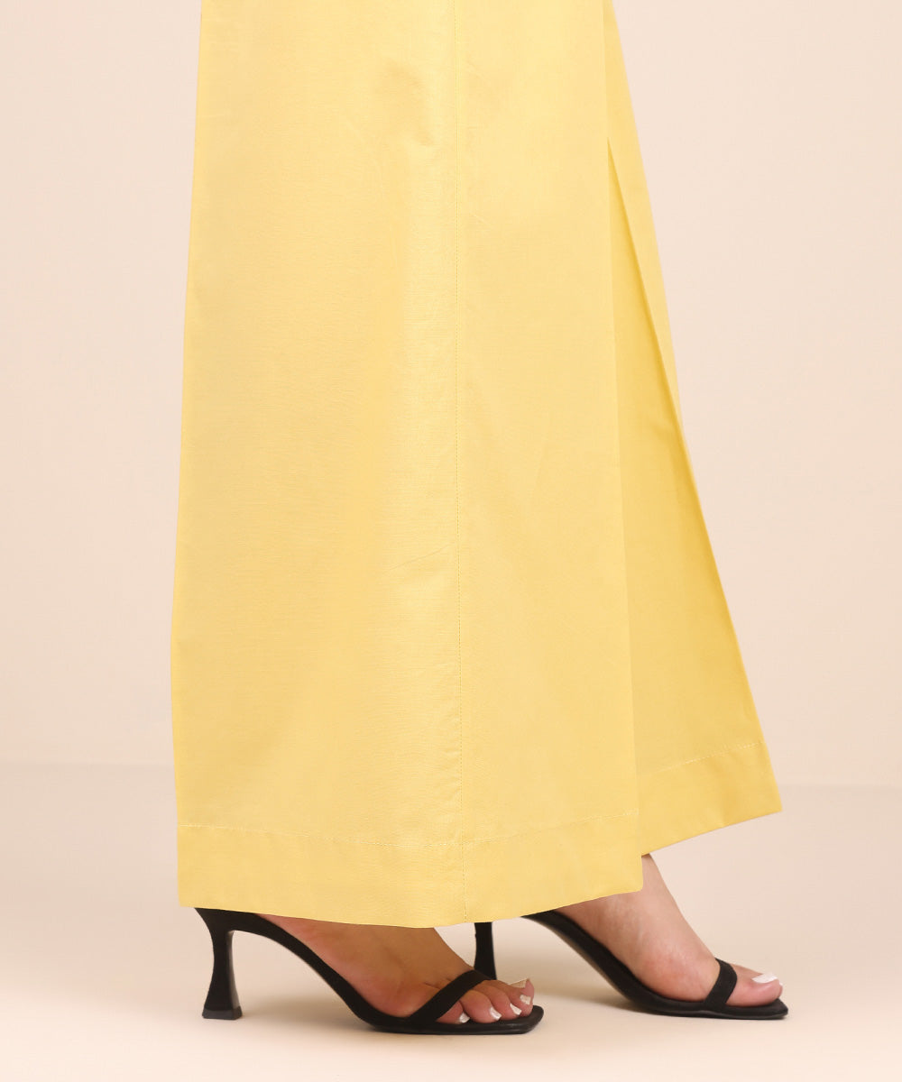 Women's Pret Cambric Yellow Solid Culottes