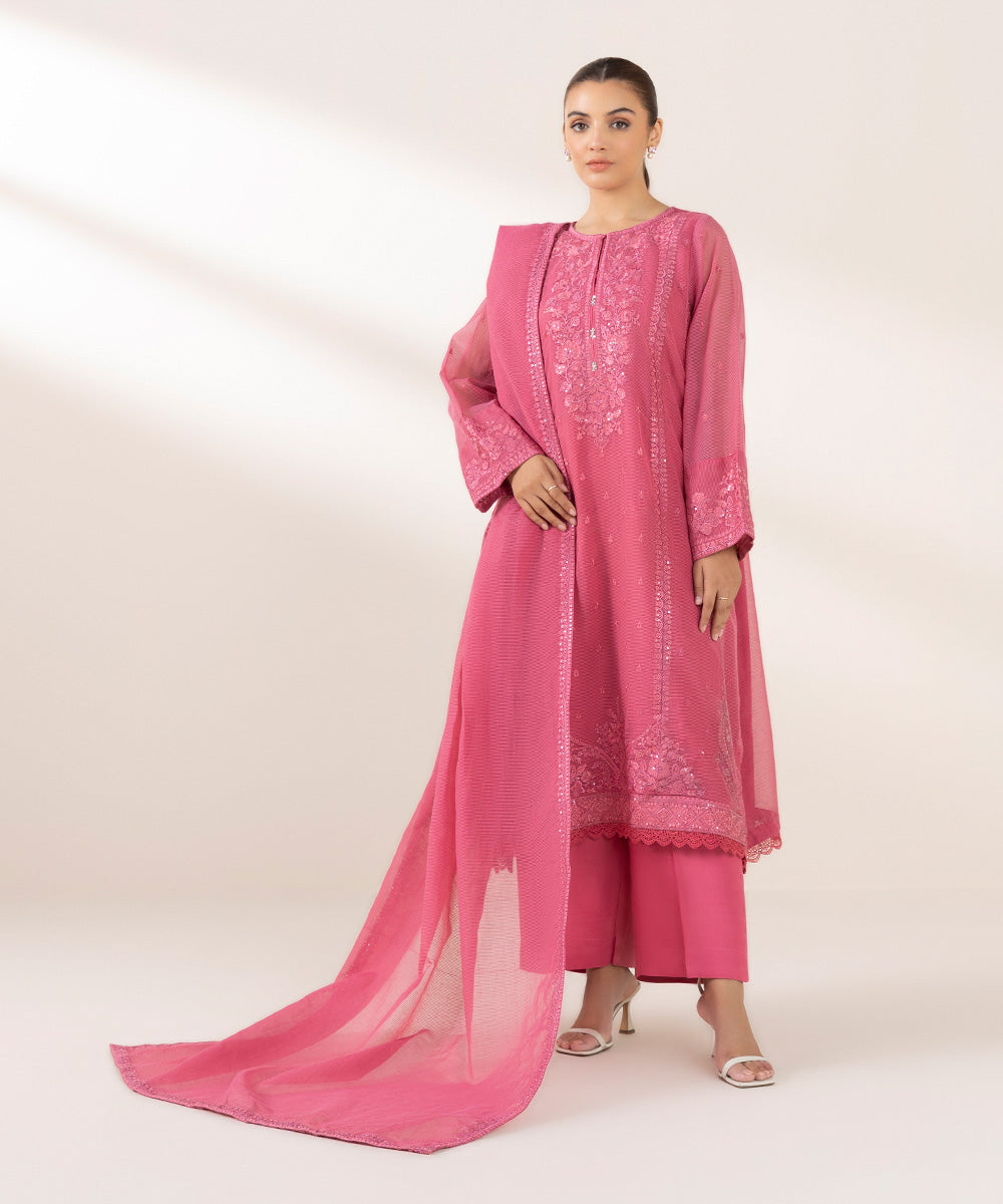 Women's Pret Blended Textured Karandi Pink Embroidered 3 Piece Suit