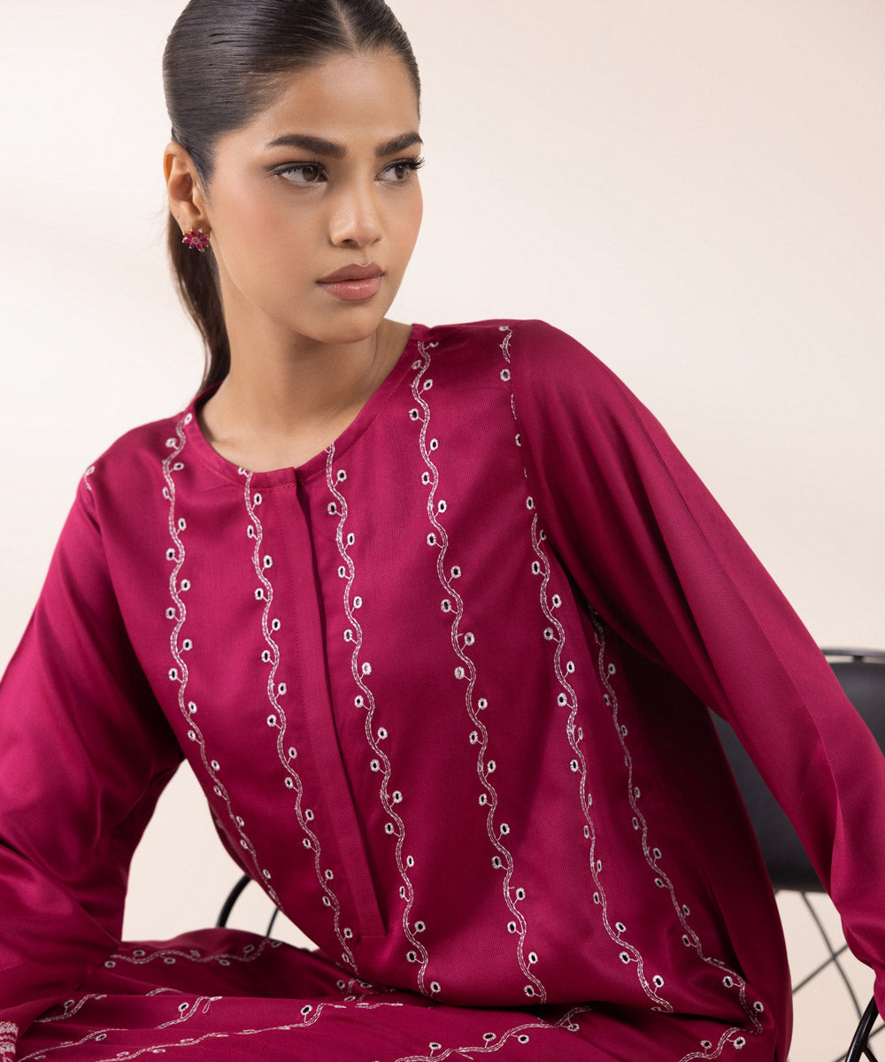 Women's Pret Bedford Embroidered Magenta A-Line Shirt