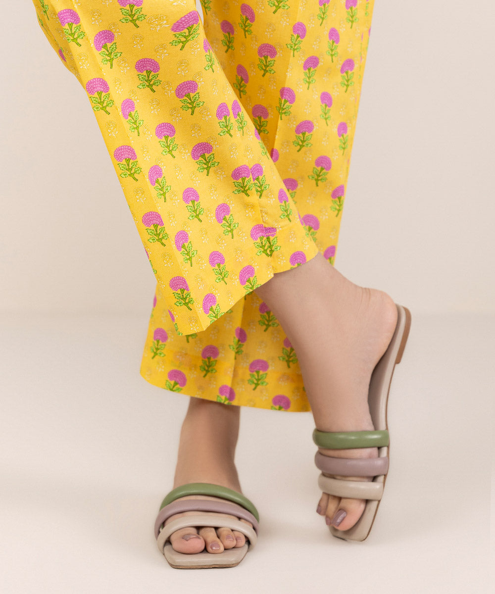 Women's Pret Cambric Yellow Printed Straight Pants