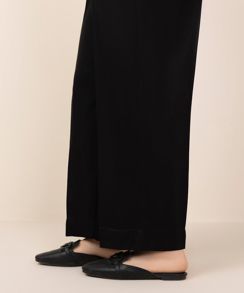 Women's Pret Black Solid Linen Straight Pants