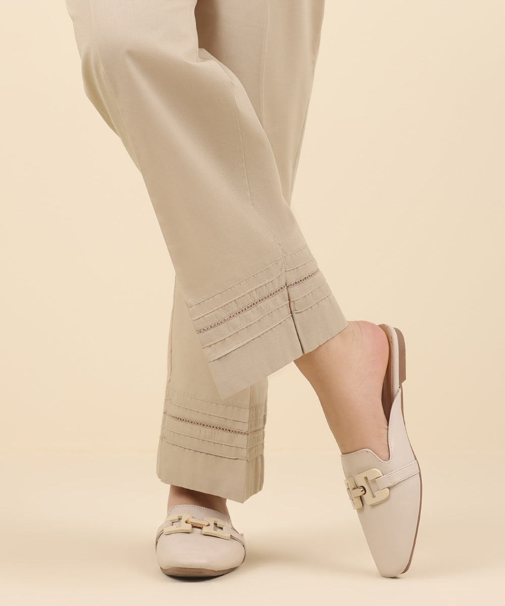 Women's Pret Cambric Beige Solid Straight Pants