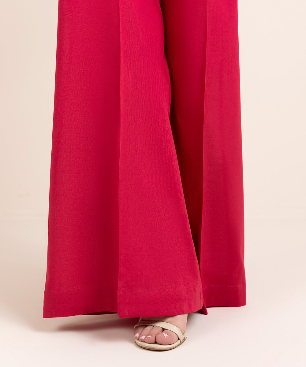 Women's Pret Cross Hatch Red Solid Flared Pants