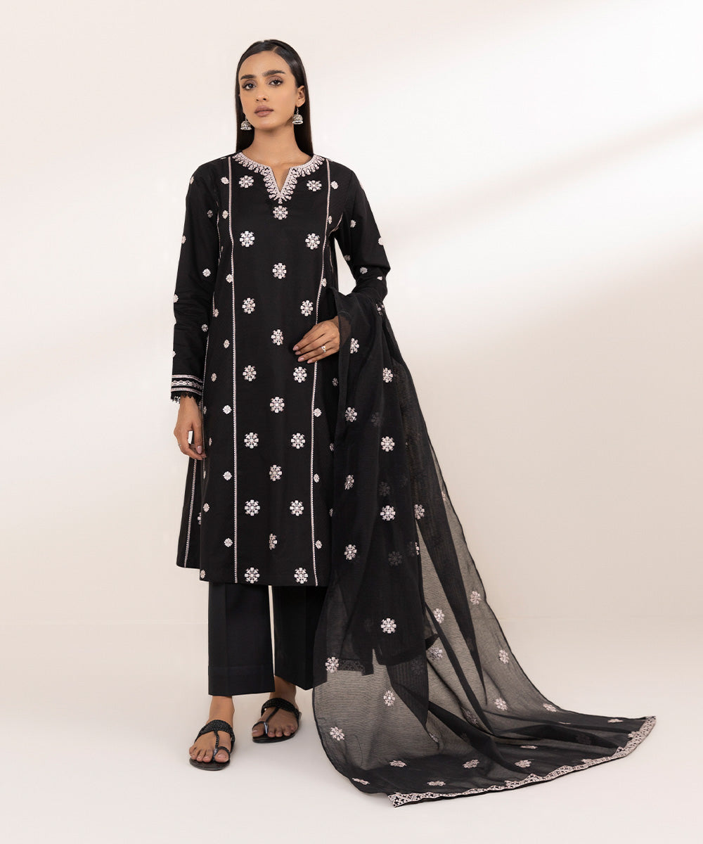 Blended Textured Karandi Black Embroidered Dupatta