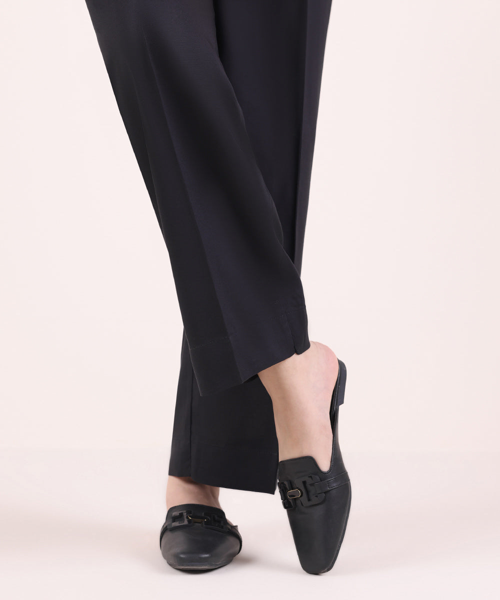 Women's Pret Linen Solid Black Straight Pants