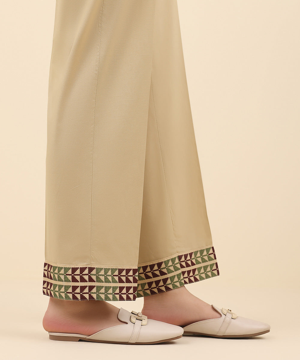 Women's Pret Cambric Beige Solid Straight Pants