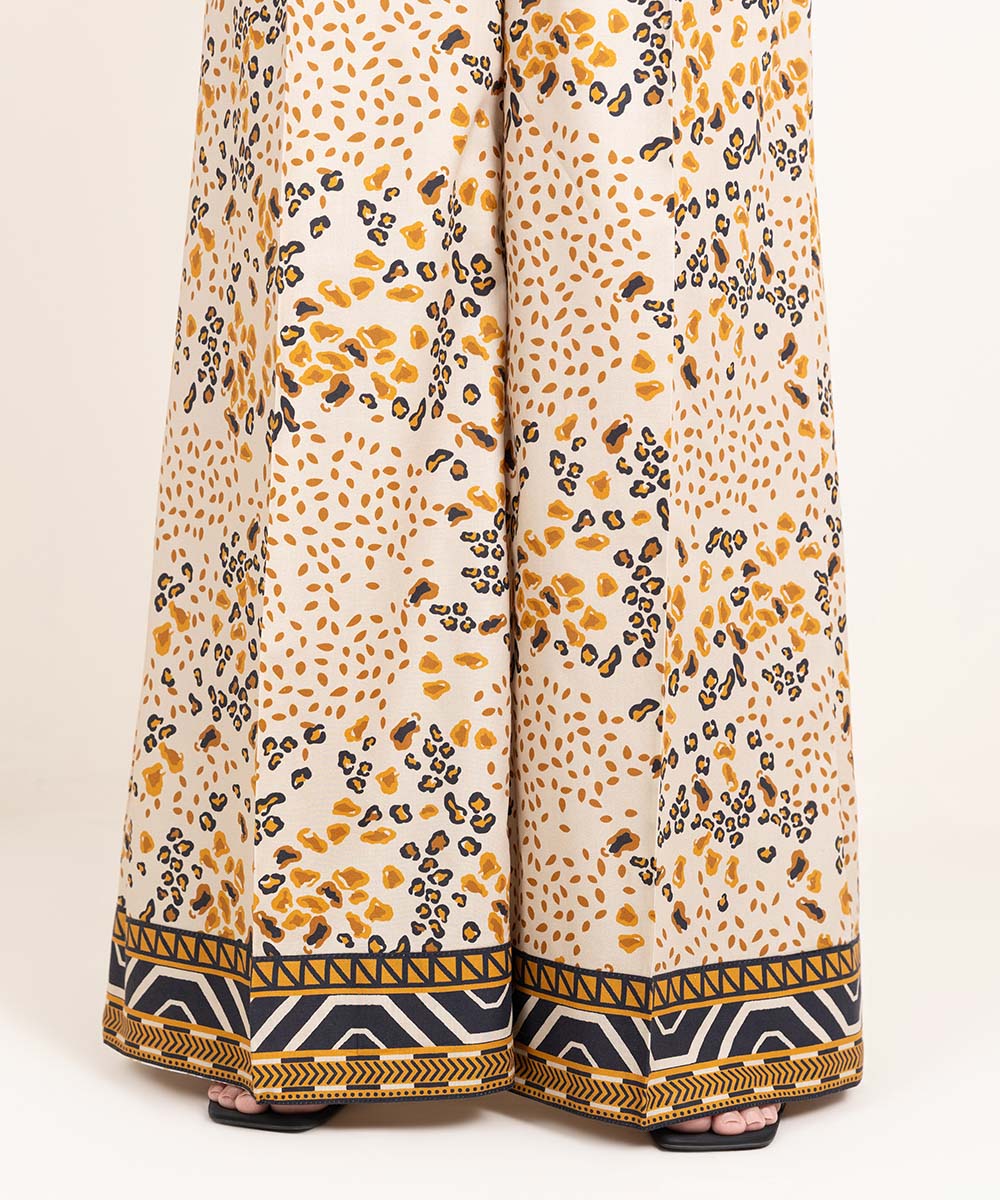 Women's Pret Cambric Printed Multi Flared Pants