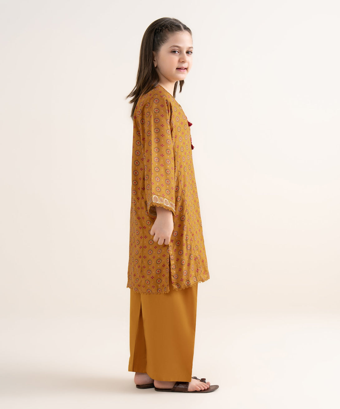 Girls Two Piece Printed Arabic Lawn Suit