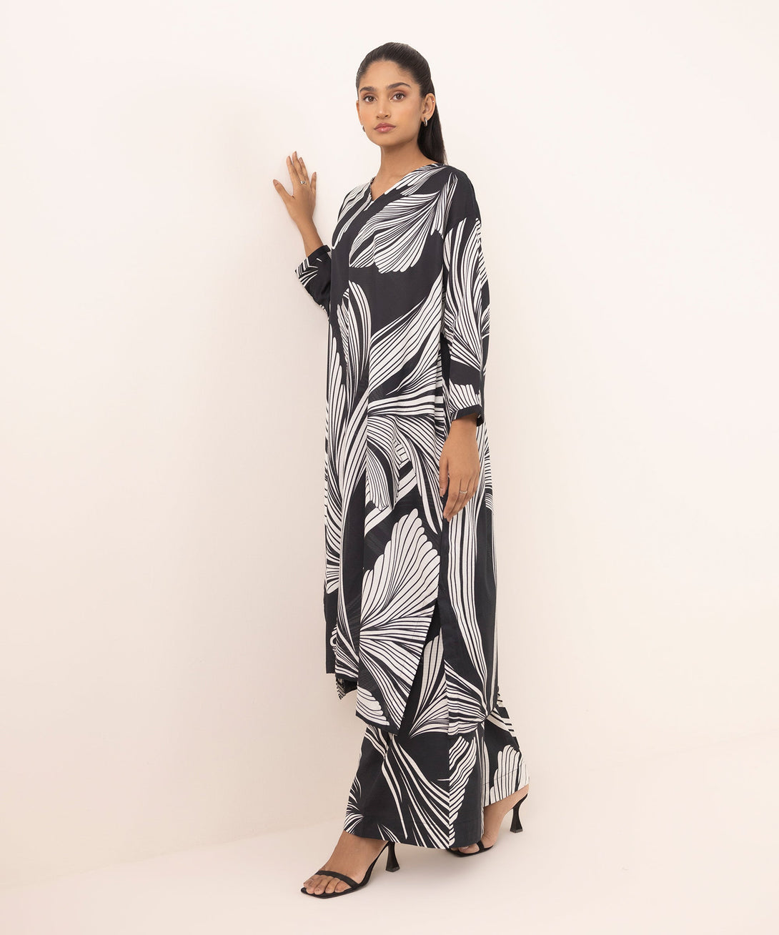 Women's RTW Dobby Multi Printed Drop Shoulder Shirt