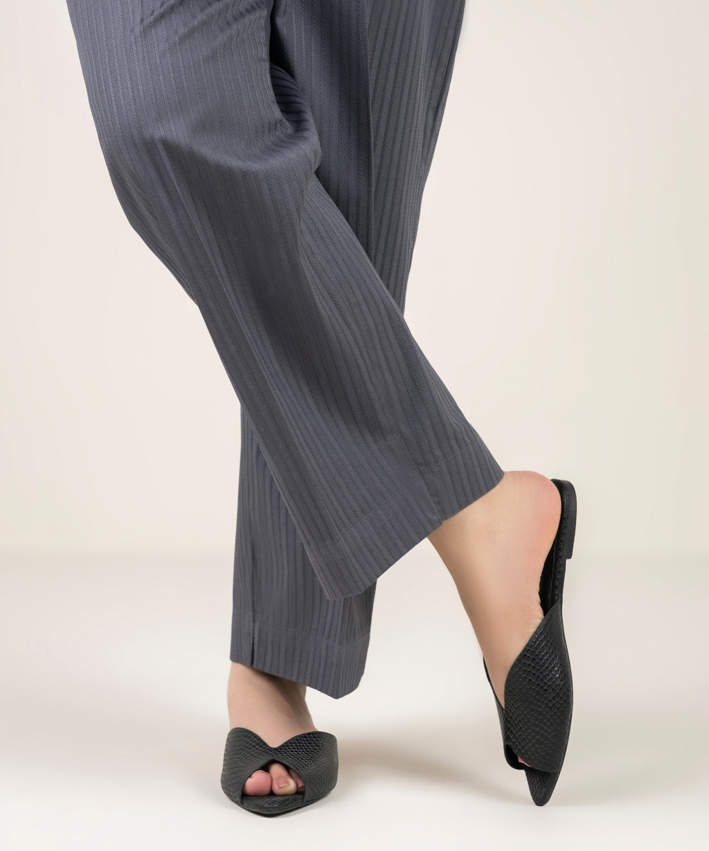 Solid Dobby Straight Pants