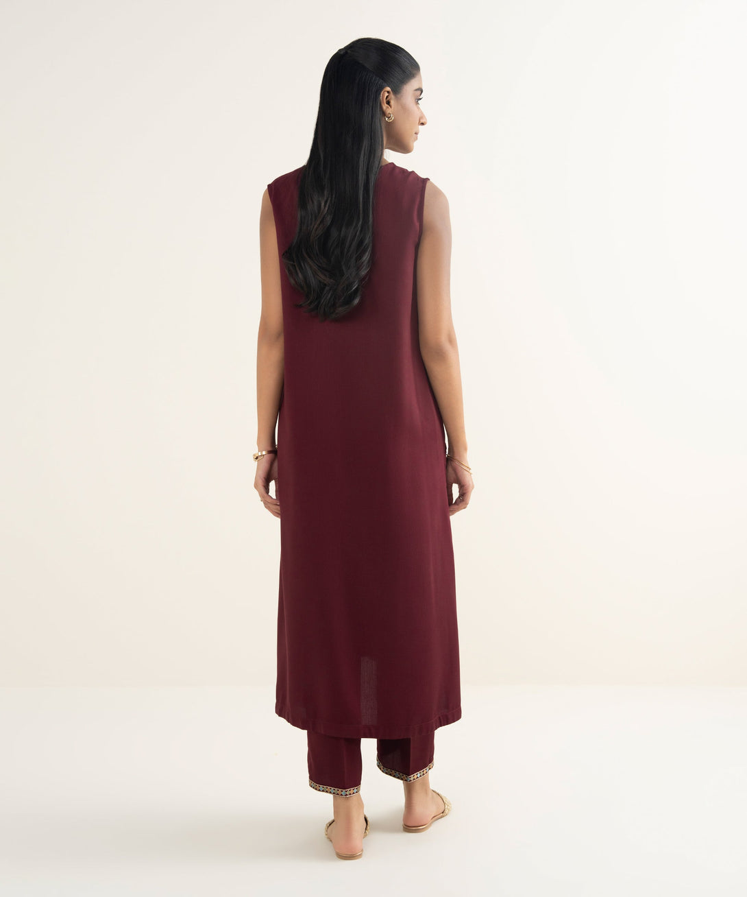 Women's RTW Bedford  Solid Maroon Straight Shirt