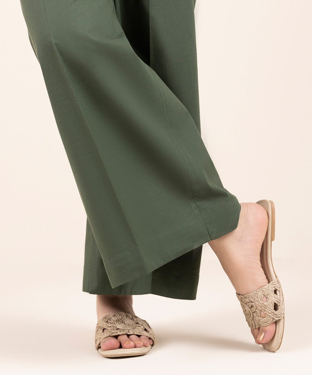 Women's Pret Cambric Green Solid Culottes