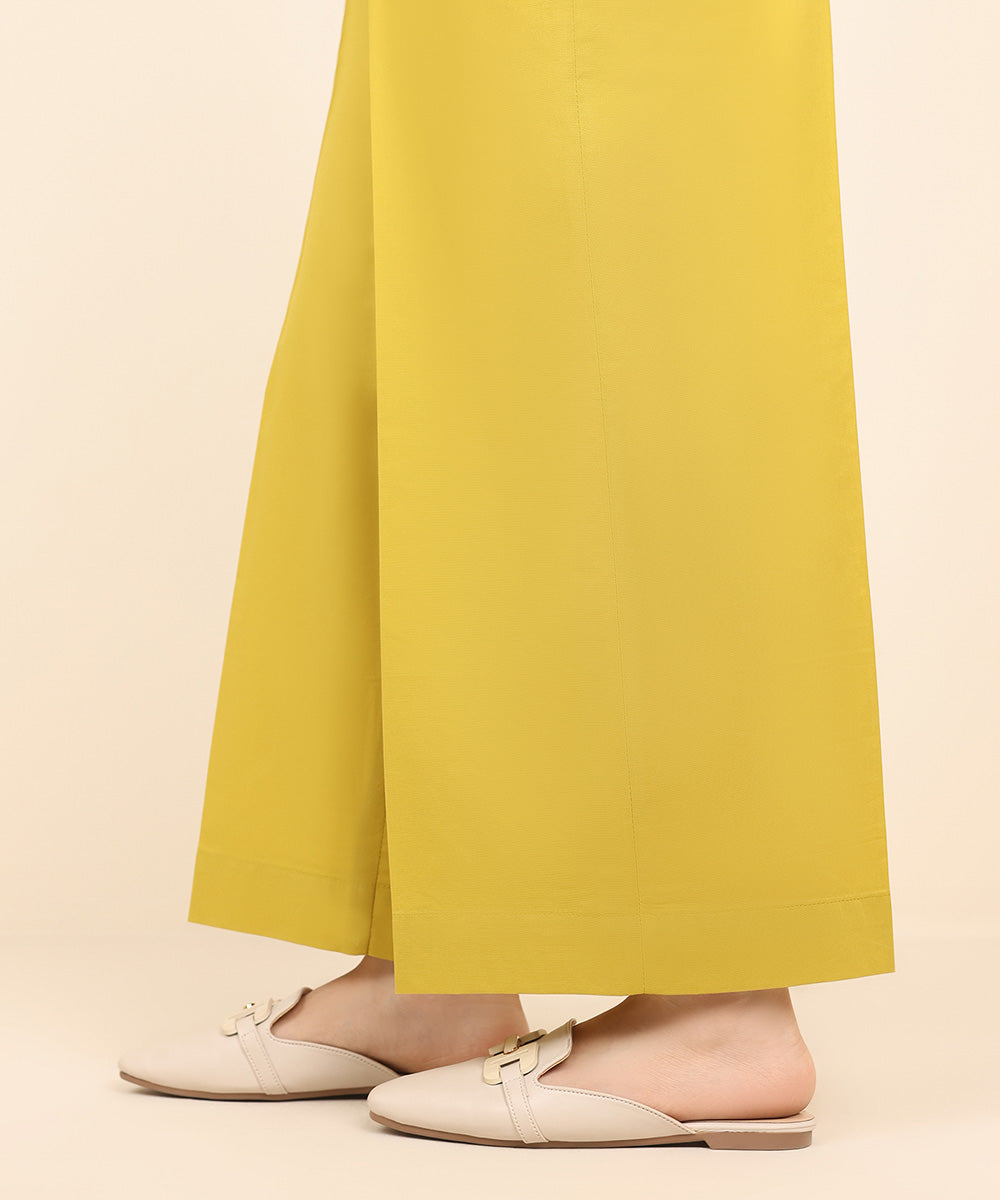 Women's Pret Cambric Yellow Solid Culottes