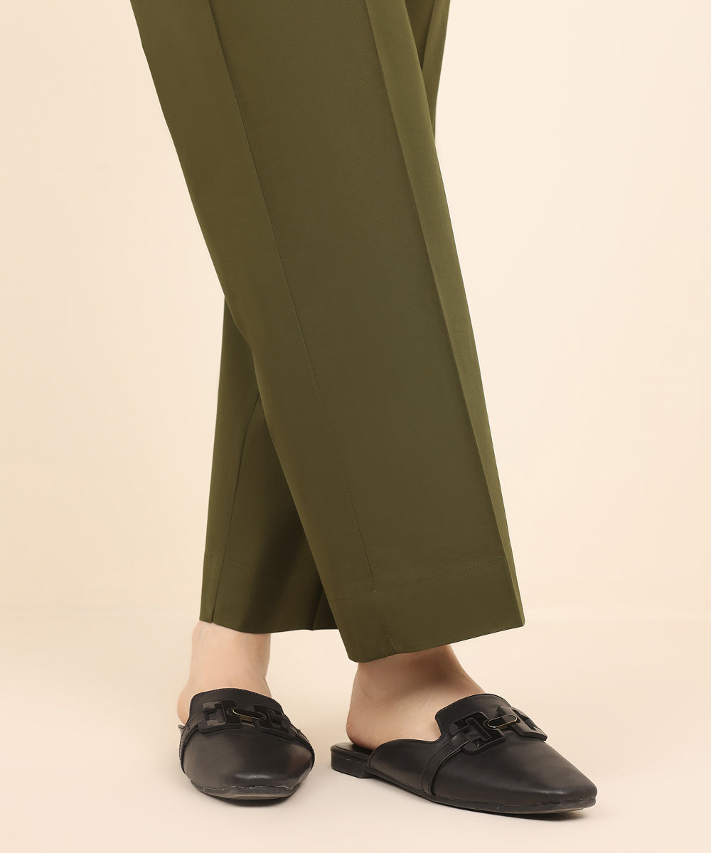 Women's Pret Cambric Green Solid Straight Pants