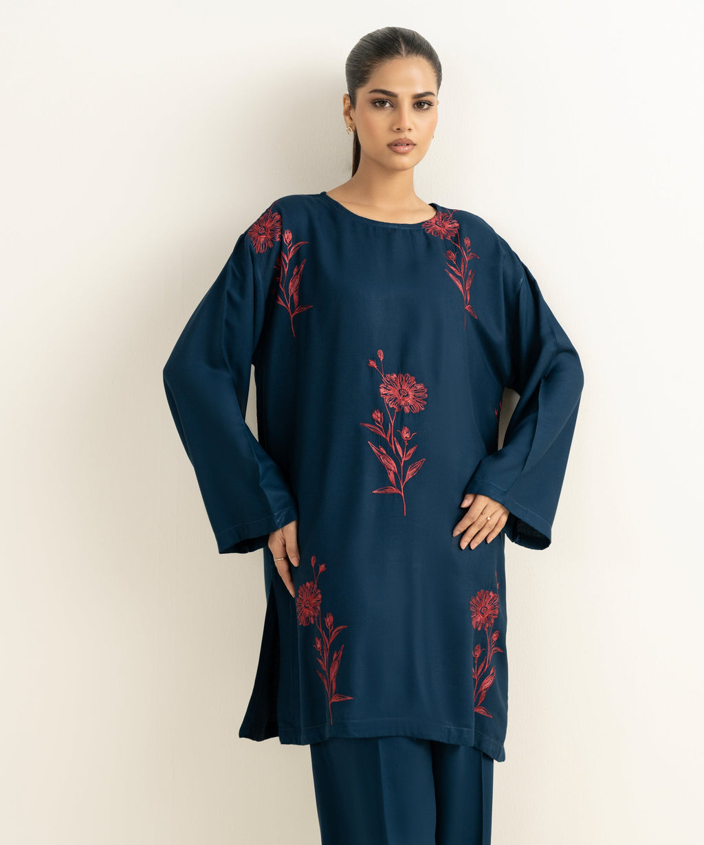 Women's RTW Bedford  Embroidered Teal Drop Shoulder Shirt