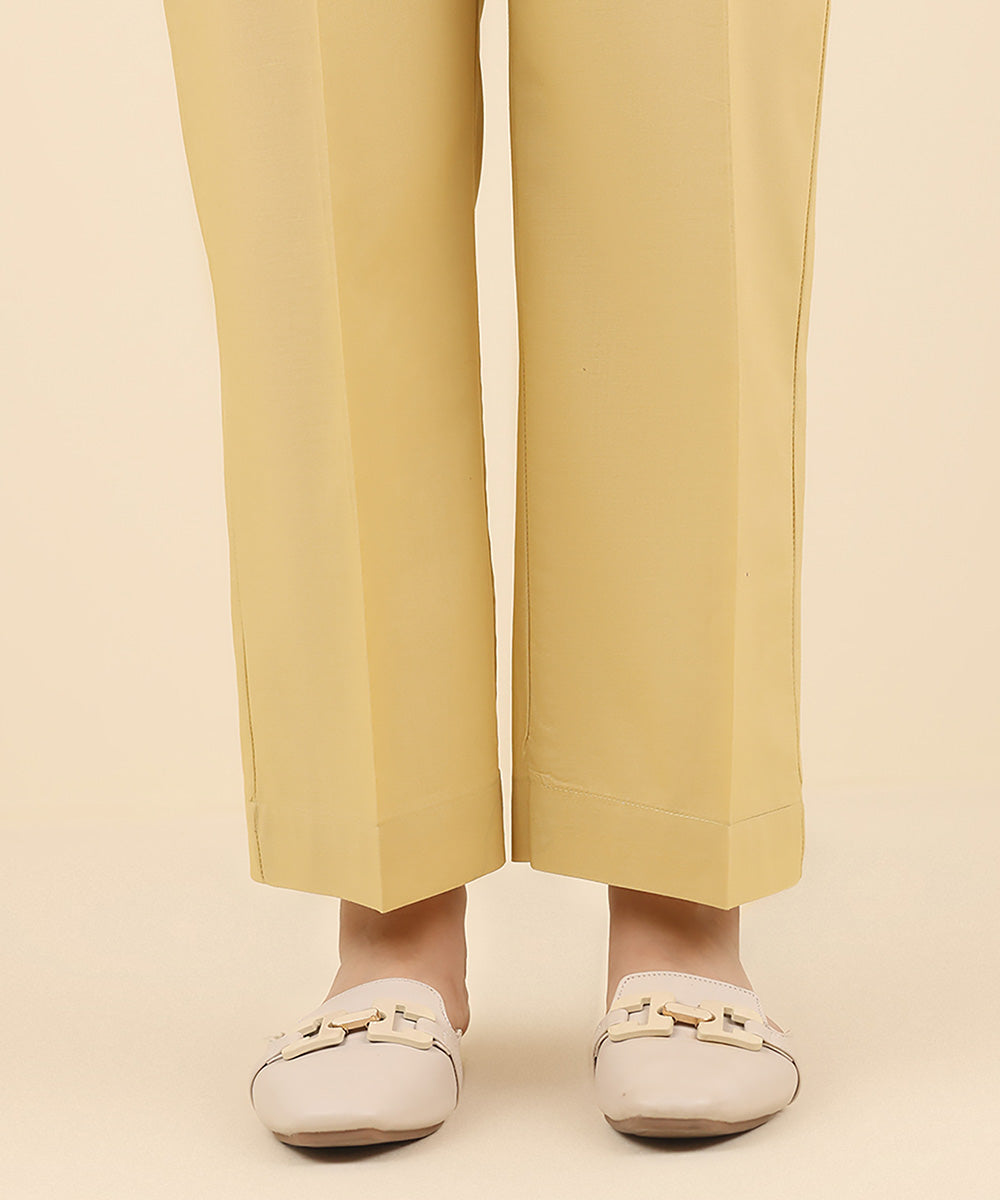 Women's Pret Cambric Beige Solid Straight Pants