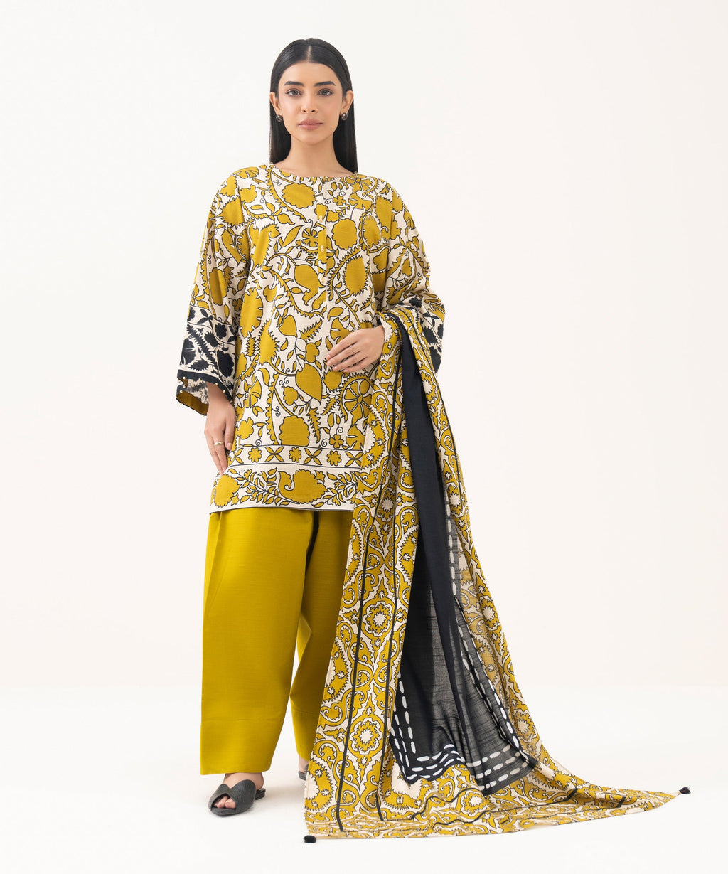 Light Khaddar Printed Black Dupatta