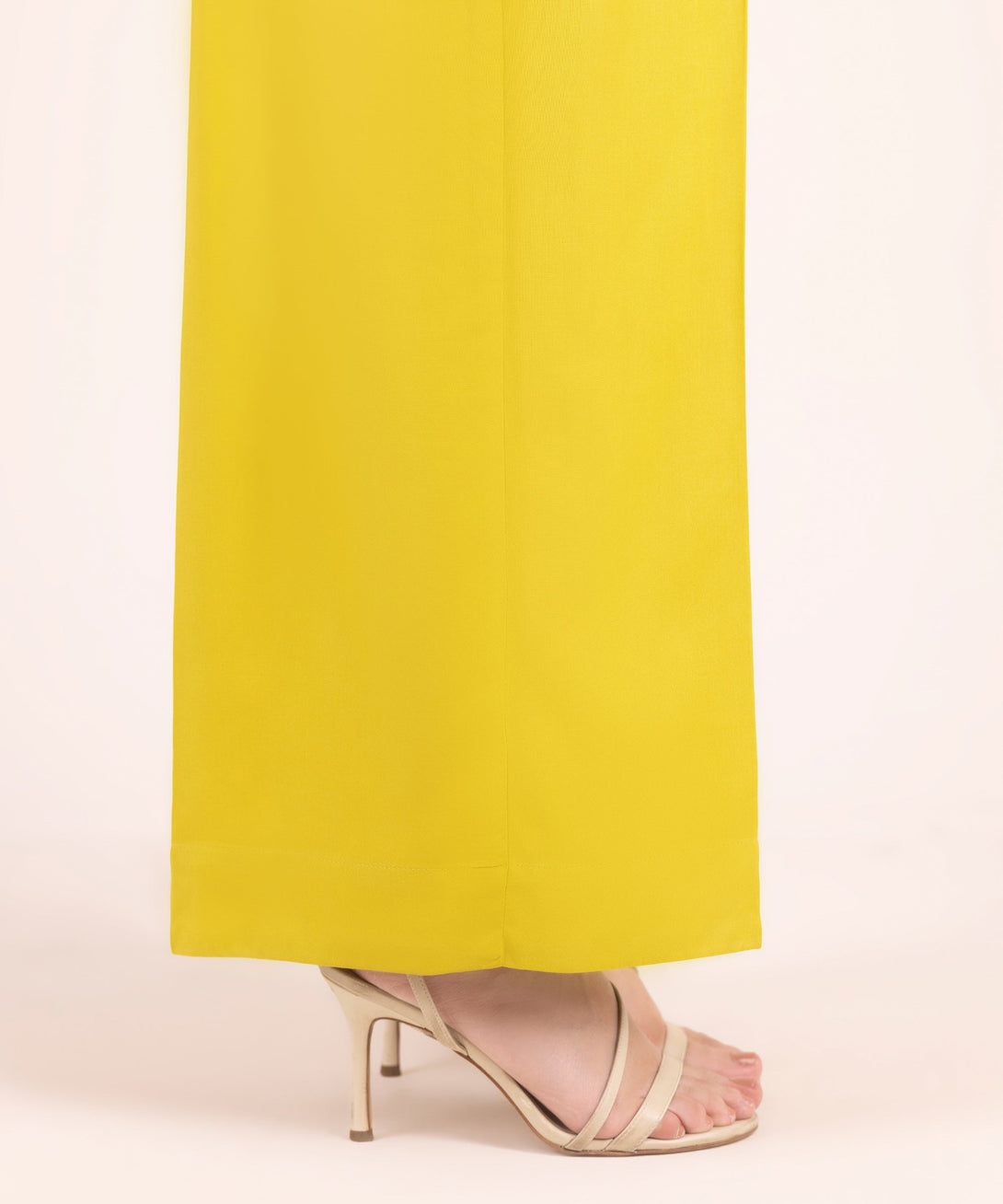 Women's RTW Linen Viscose Solid Lime Culottes