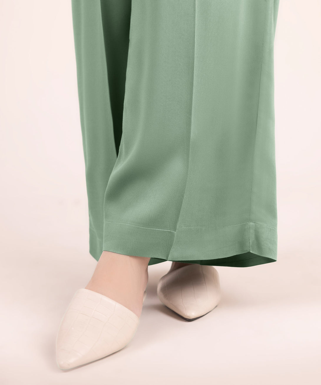 Women's RTW Bedford Solid Green Culottes