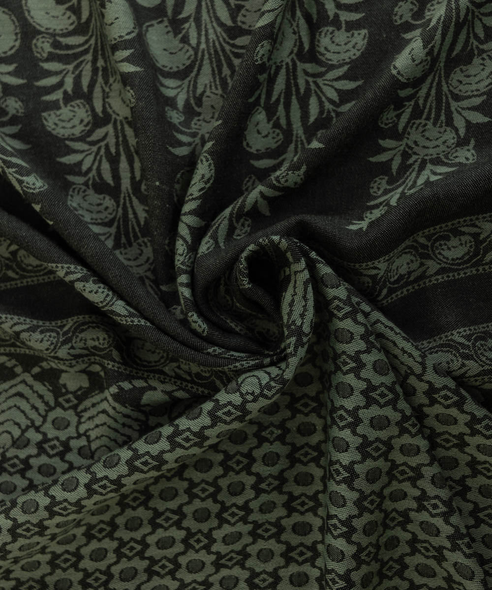 Women's Pret Green Solid Blended Shawl 