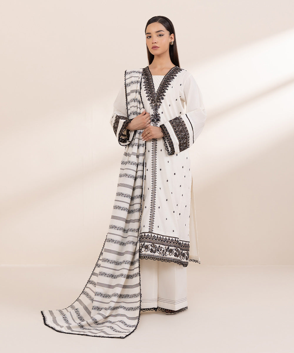 Extra Weft Jacquard White Solid Dupatta