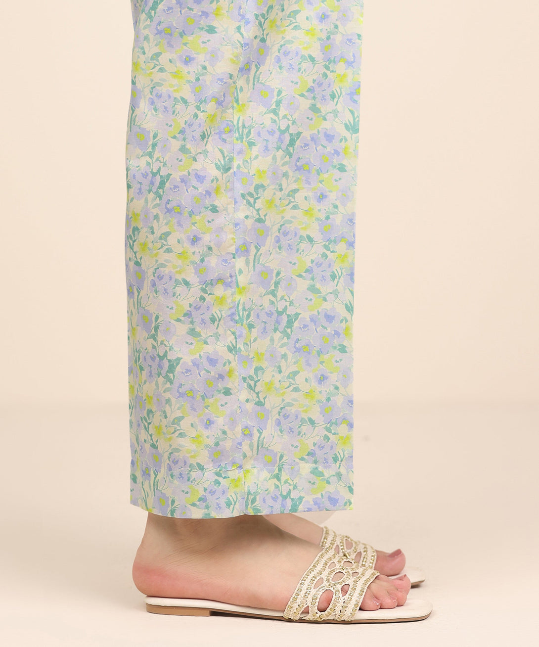 Women's RTW Cambric Multi Printed Straight Pants