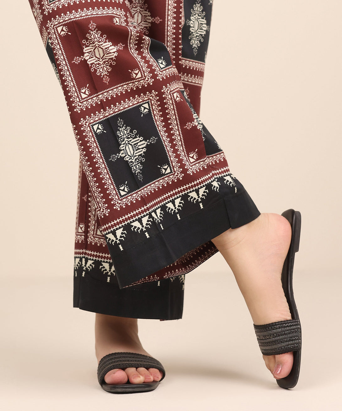 Women's RTW Cambric Red Printed Culottes