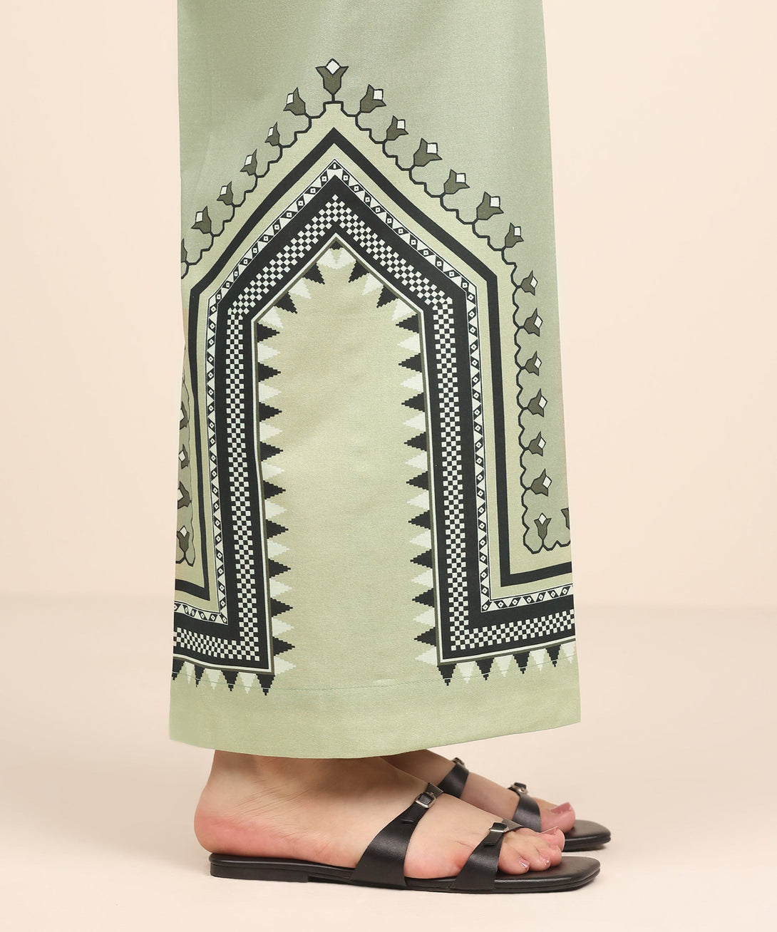 Women's RTW Cambric Green Solid Culottes