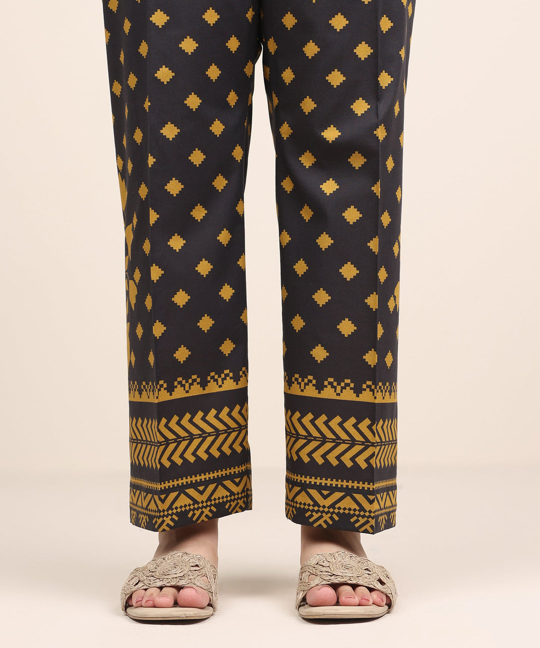 Women's RTW Cambric Black Printed Straight Pants