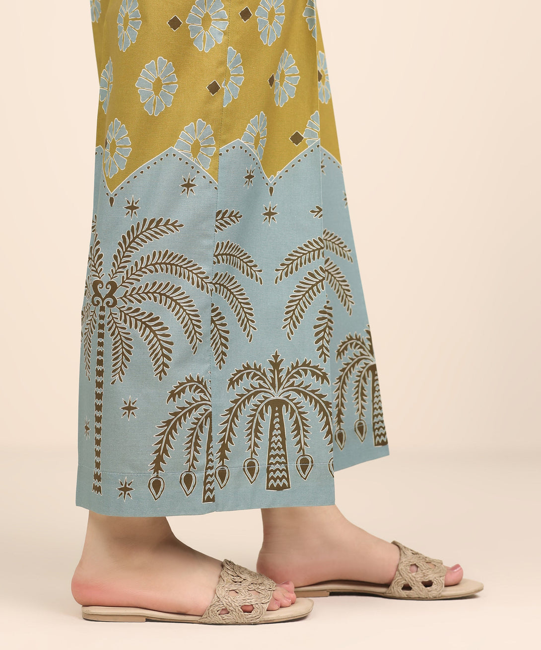 Women's RTW Cambric Multi Printed Culottes