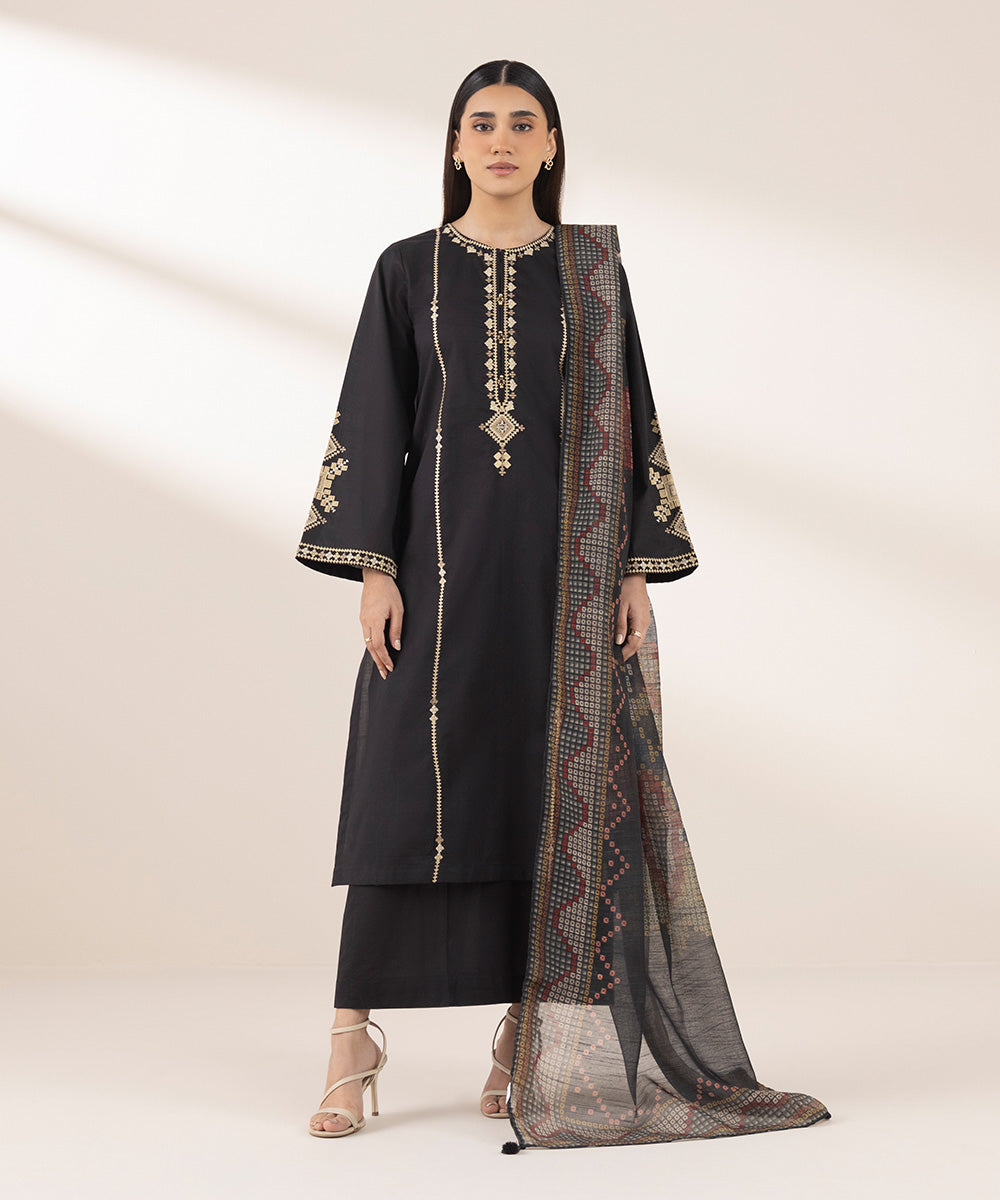 Women's RTW Cross Hatch Black Embroidered A-Line Shirt