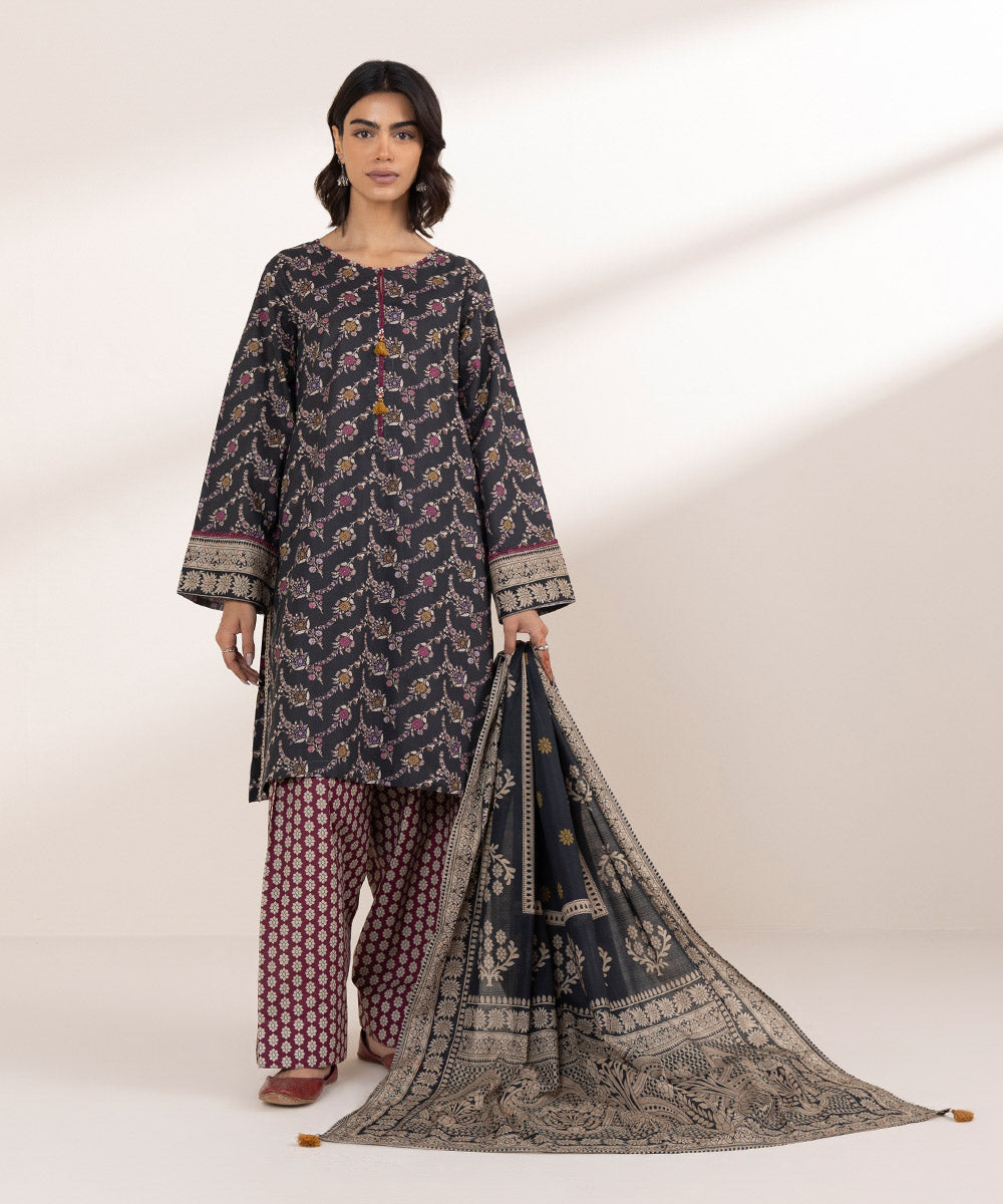 Women's RTW Cross Hatch Black Printed A-Line Shirt