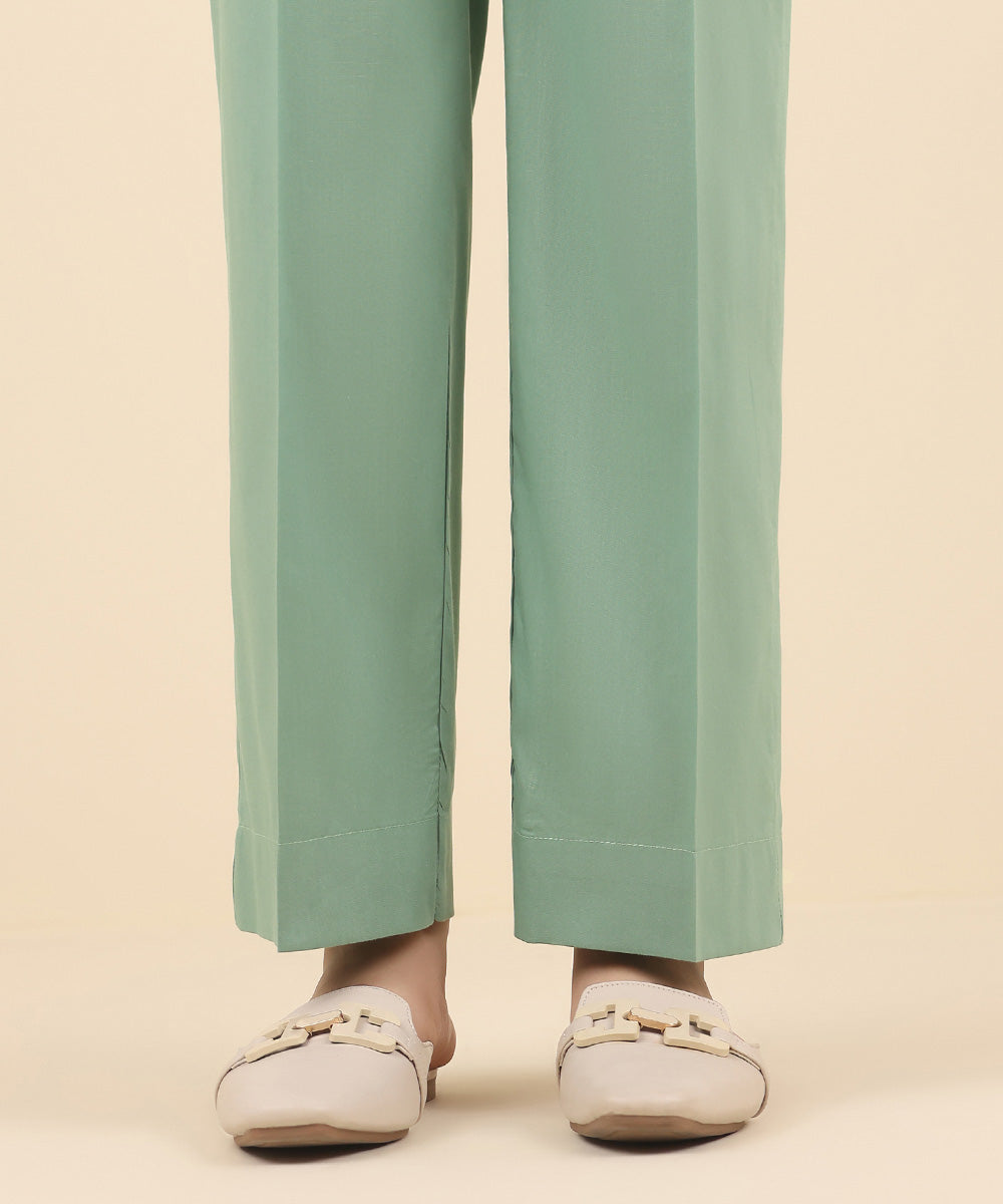 Women's Pret Cotton Viscose Green Solid Straight Pants