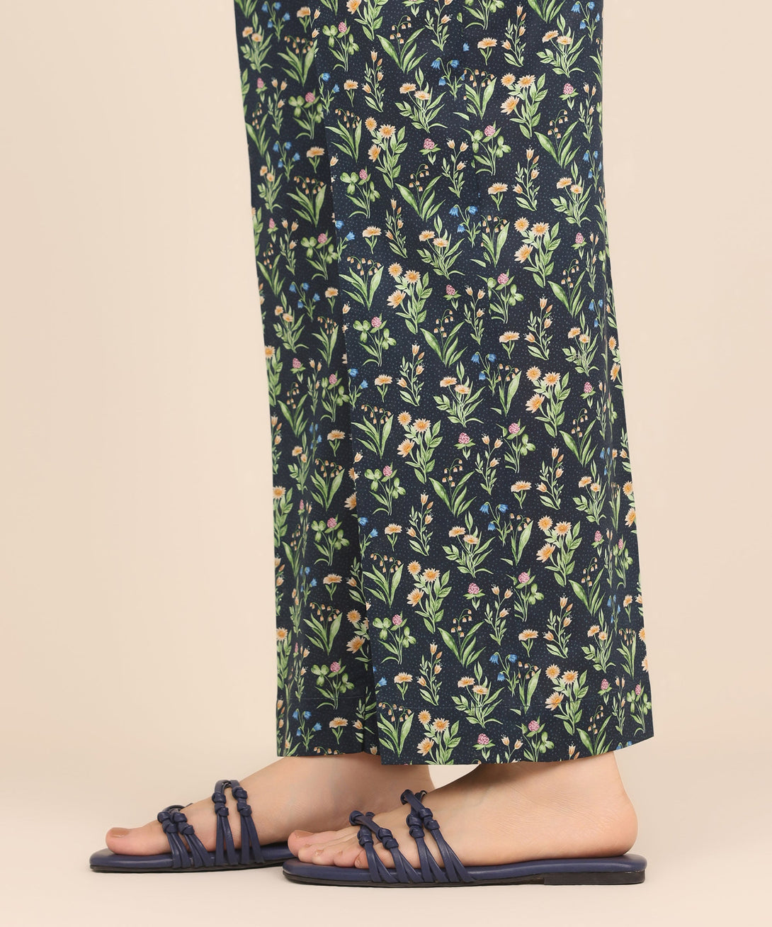 Women's RTW Cross Hatch Multi Printed Straight Pants