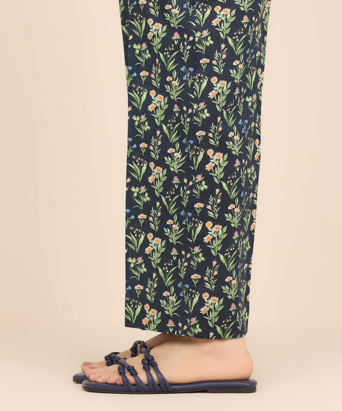 Women's RTW Cross Hatch Multi Printed Straight Pants