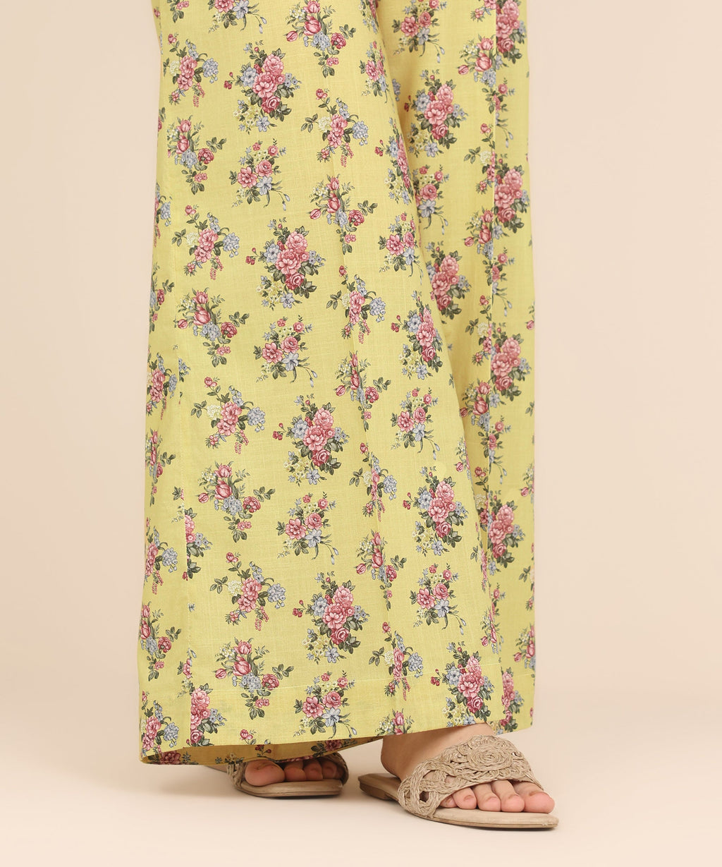 Women's RTW Cross Hatch Multi Printed Flared Pants