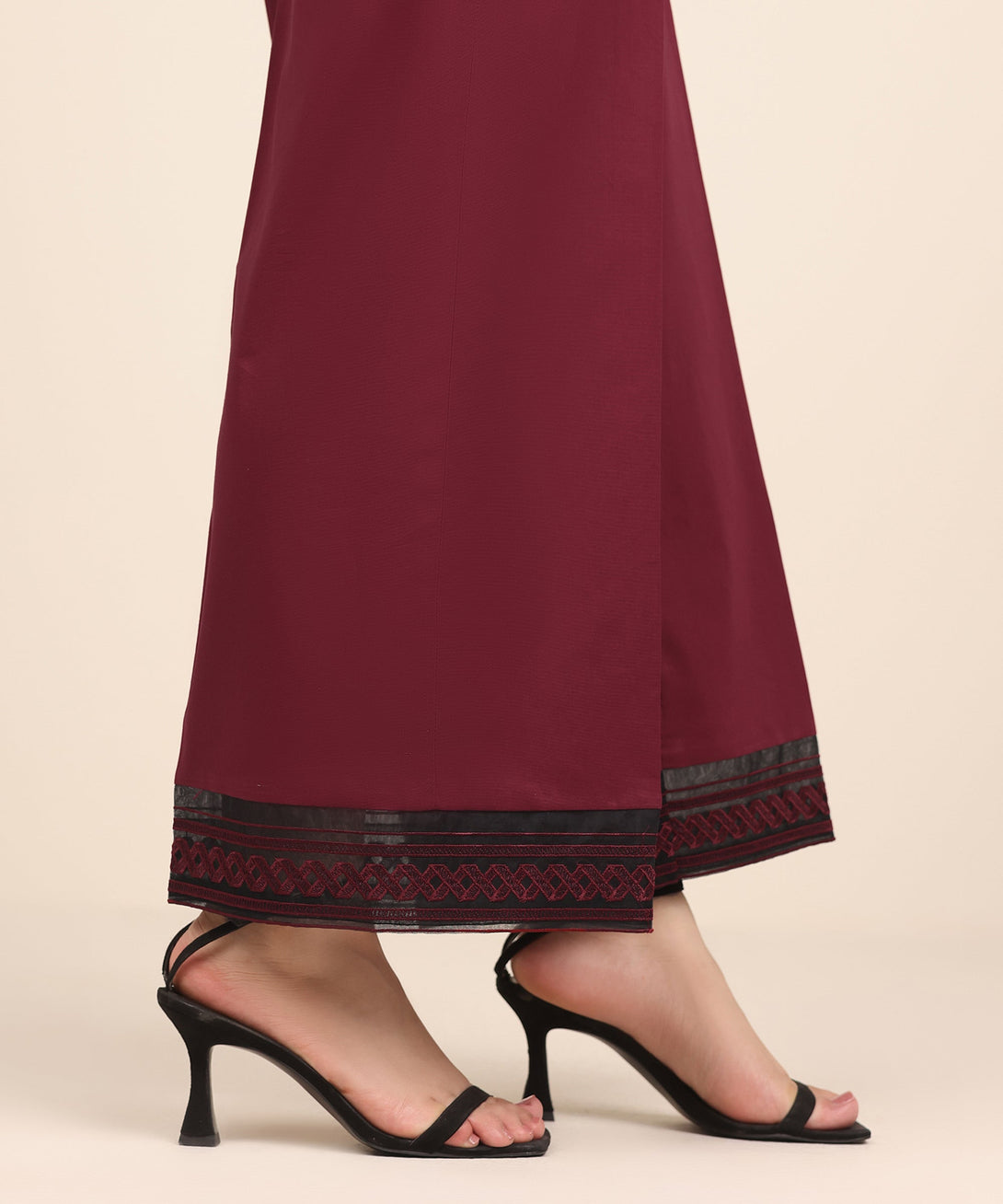 Women's RTW Cambric Red Embroidered Culottes