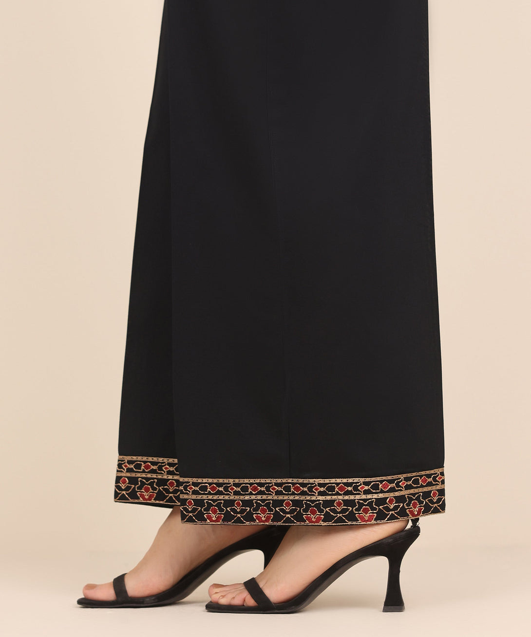 Women's RTW Cambric Black Embroidered Culottes