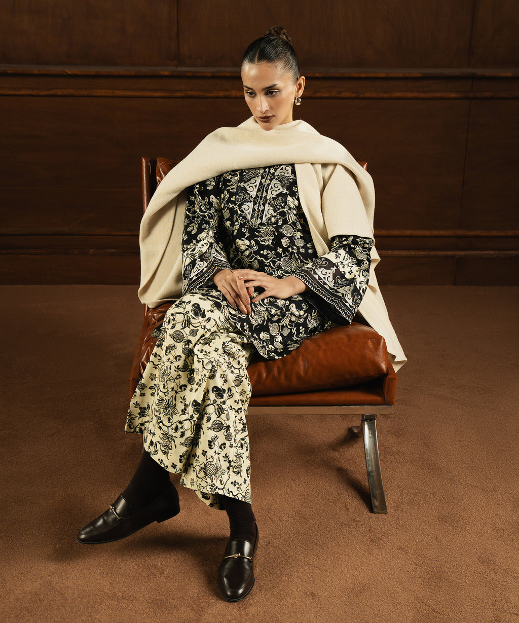 Printed Khaddar Flared Pants