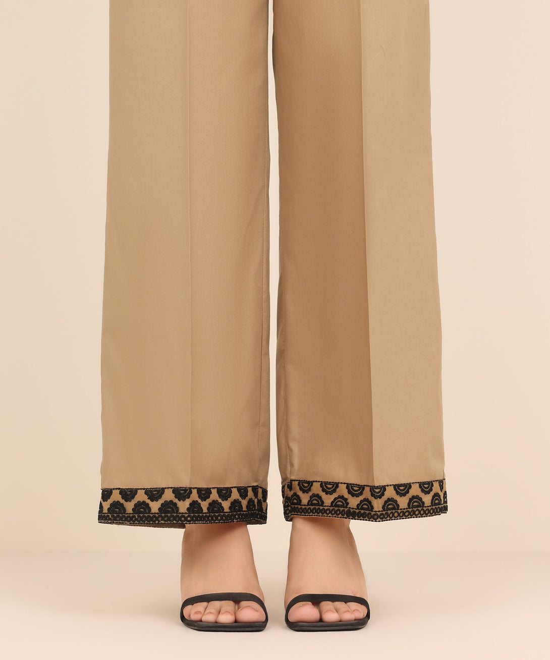 Women's RTW Cambric Brown Embroidered Culottes