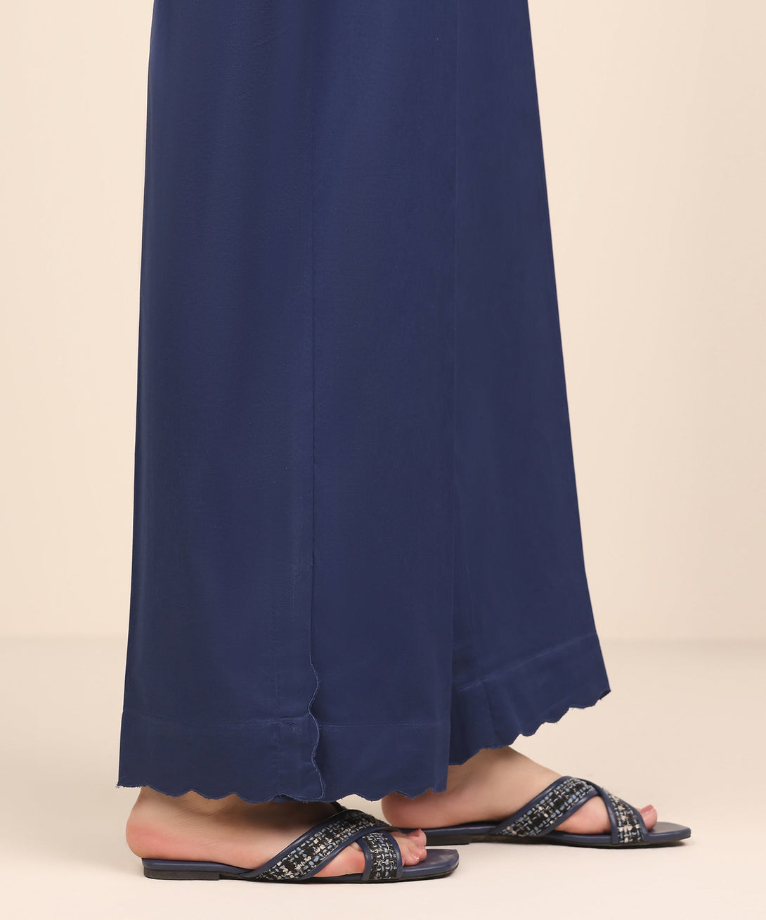 Women's RTW Cambric Blue Solid Culottes