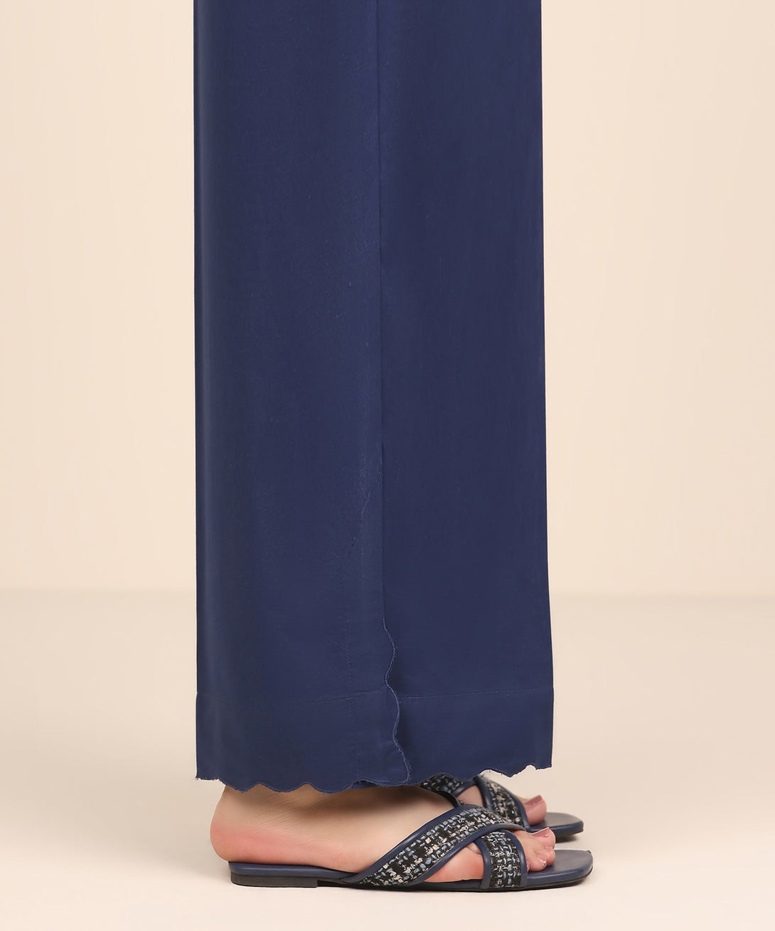 Women's RTW Cambric Blue Solid Culottes